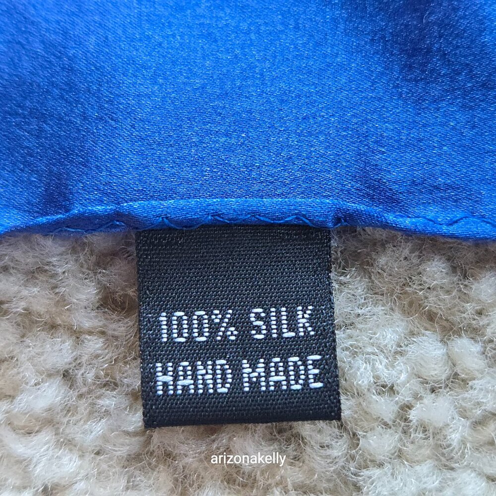Unicef Silk Scarf World Peace Multicultural Holding Hands - Picture 9 of 11